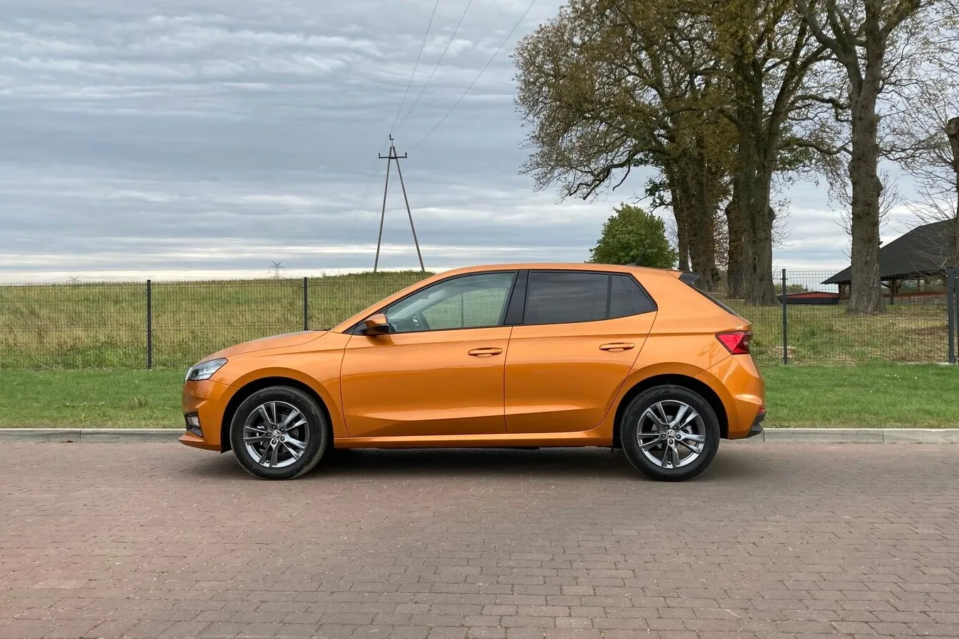 Mit fast 4,11 Metern Länge wächst der Fabia IV über das klassische Kleinwagen-Segment hinaus.