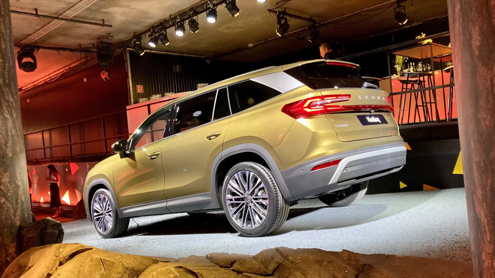 Am Kodiaq-Heck fällt die verkleidete D-Säule auf.