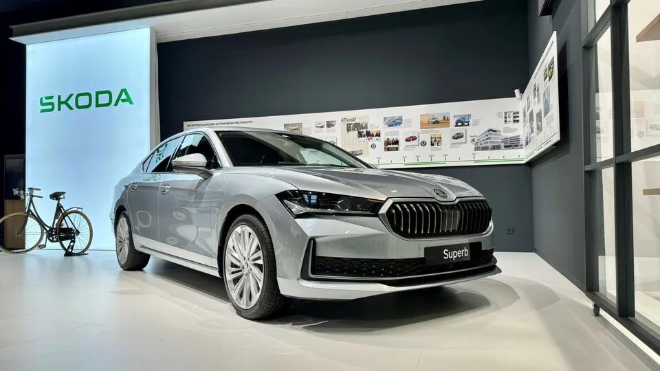 Skoda Superb – eine wichtige Neuheit der Tschechen im Jahr 2024.
