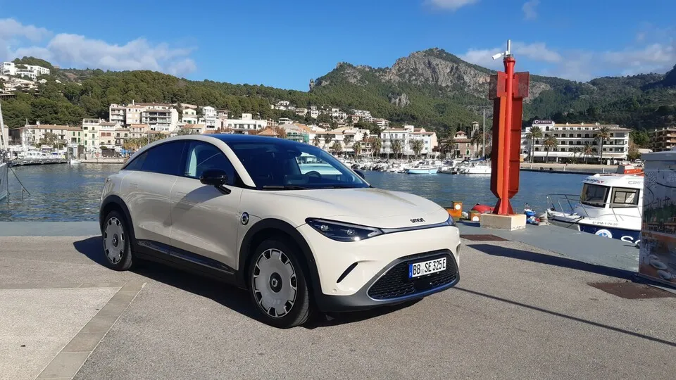 Mit dem vollelektrischen #3 hat Smart seit Dezember ein kompaktes SUV-Coupé im Angebot.