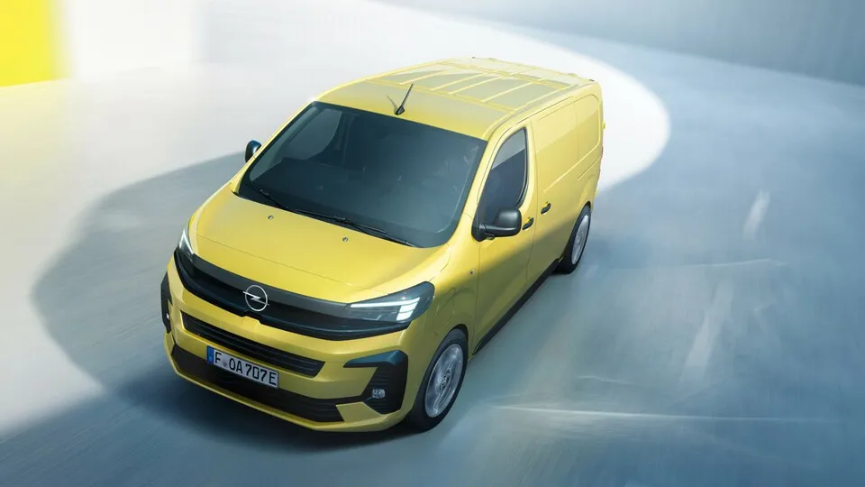 Opel schickt im Frühjahr die überarbeiteten Versionen der Transporter Vivaro und Movano ins Rennen.
