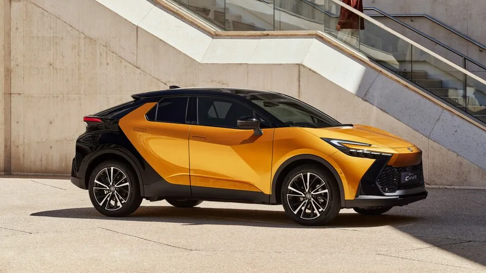 Der neue Toyota C-HR ist ab sofort bestellbar