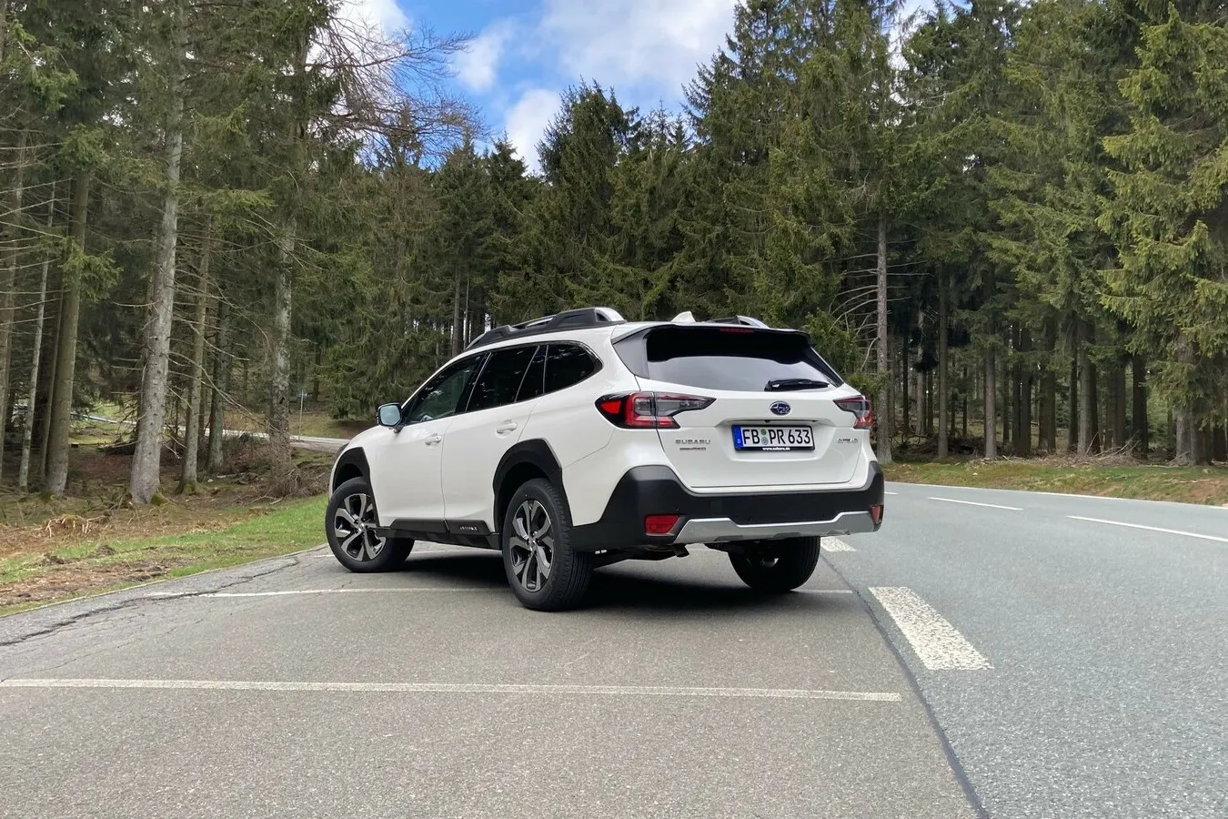 Der neue Outback steht auf der aktuellen Subaru Global Platform, hat sich optisch aber eher evolutionär weiterentwickelt.