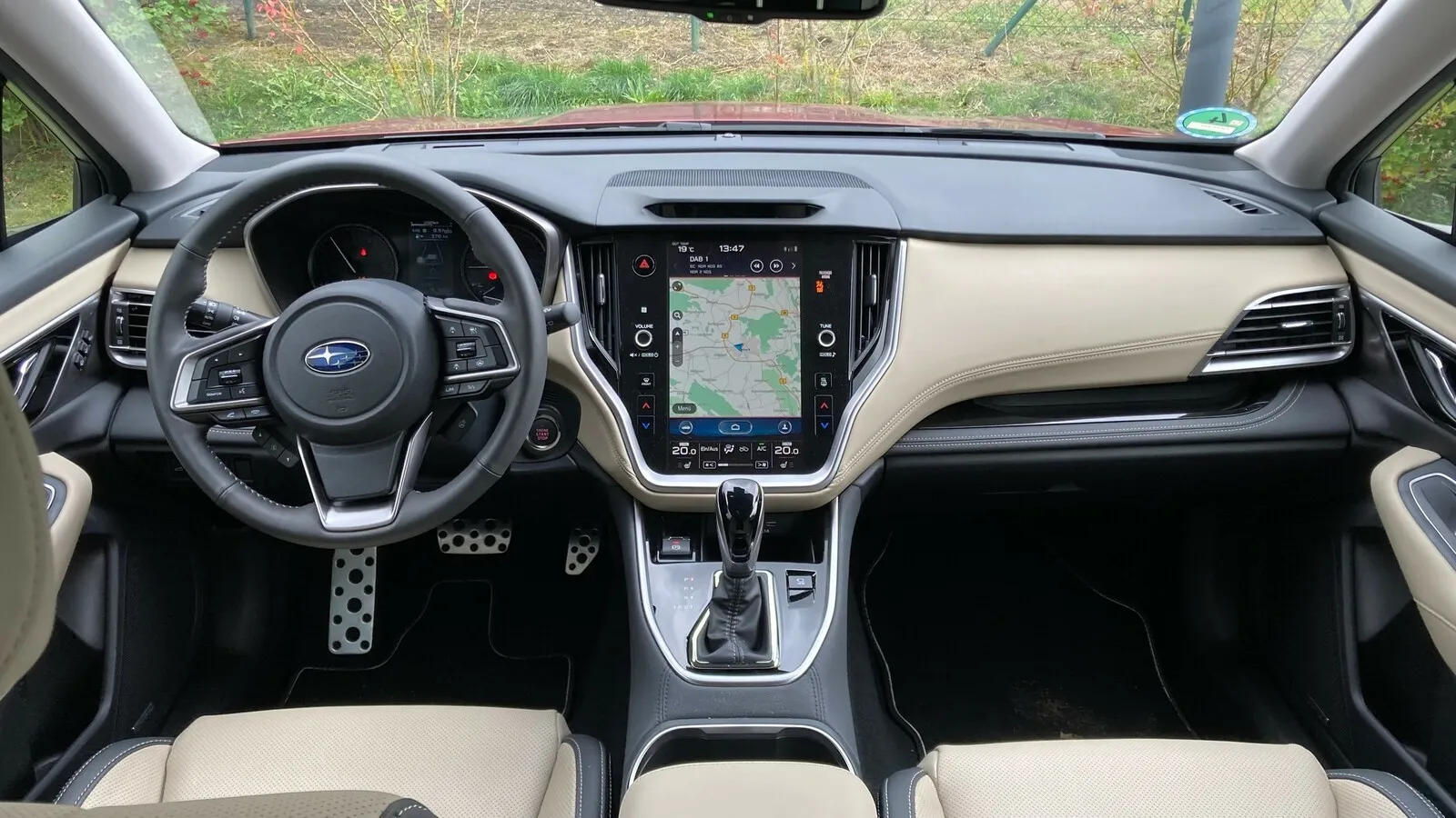 Das Infotainmentsystem mit 11,6-Zoll-Monitor ist ab der Basis Trend Serie, ein Navi gibt es ab einem Niveau höher im Active.