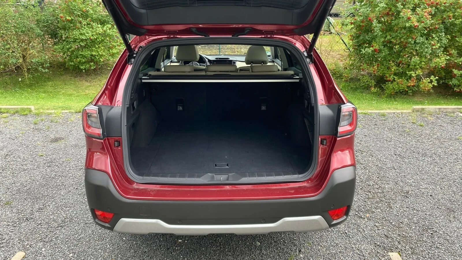 Mit 561 bis 1.750 Litern Gepäckraumvolumen zählt der Subaru zu den Gepäck-Schluckspechten.