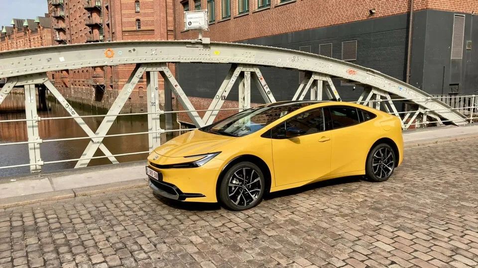 Neuer Toyota Prius: In fünfter Generation sieht der Plug-in-Hybrid richtig schnittig aus.