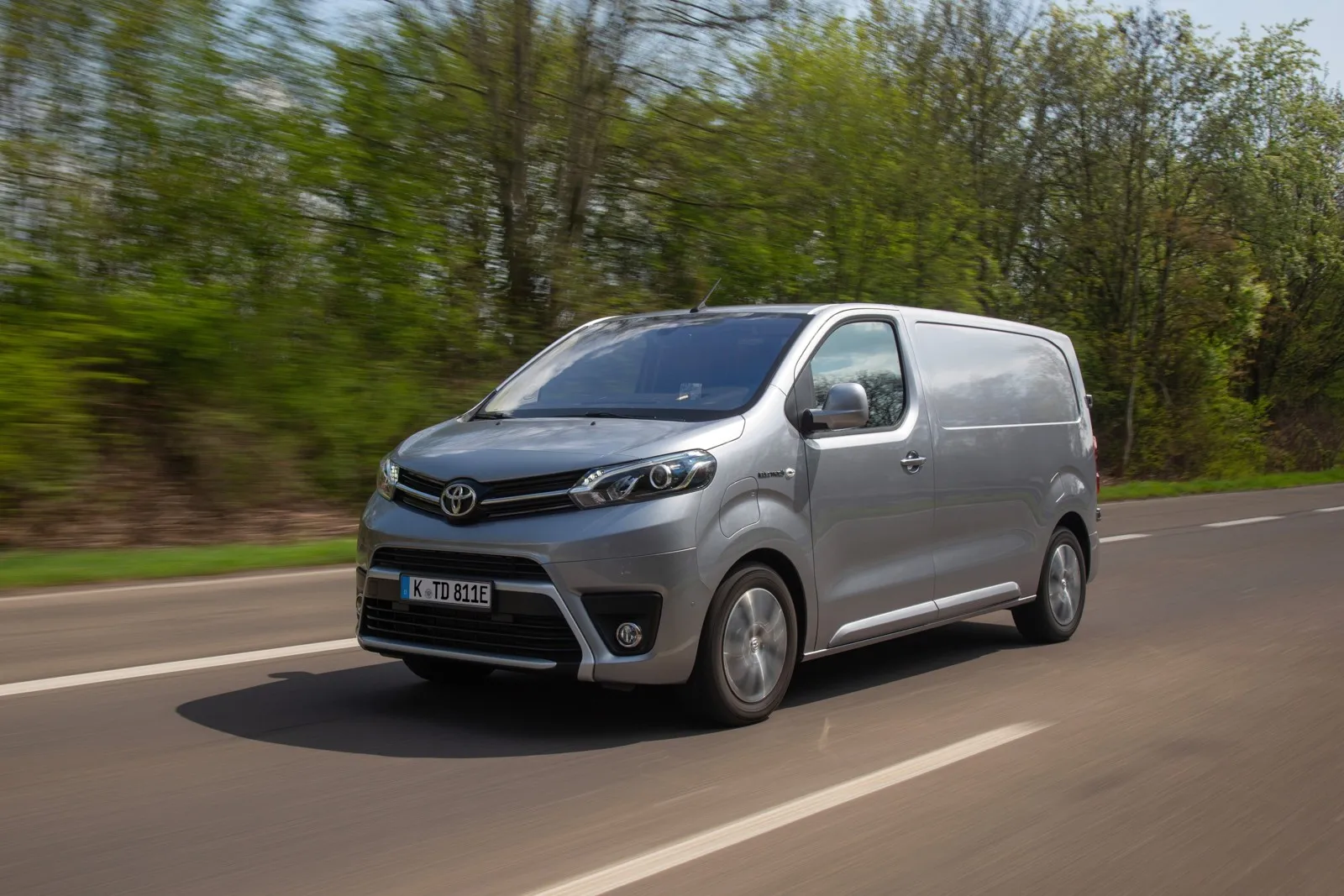 Toyota Proace Electric L1 75 kWh: … und auch beim japanischen Schwestermodell von Toyota.