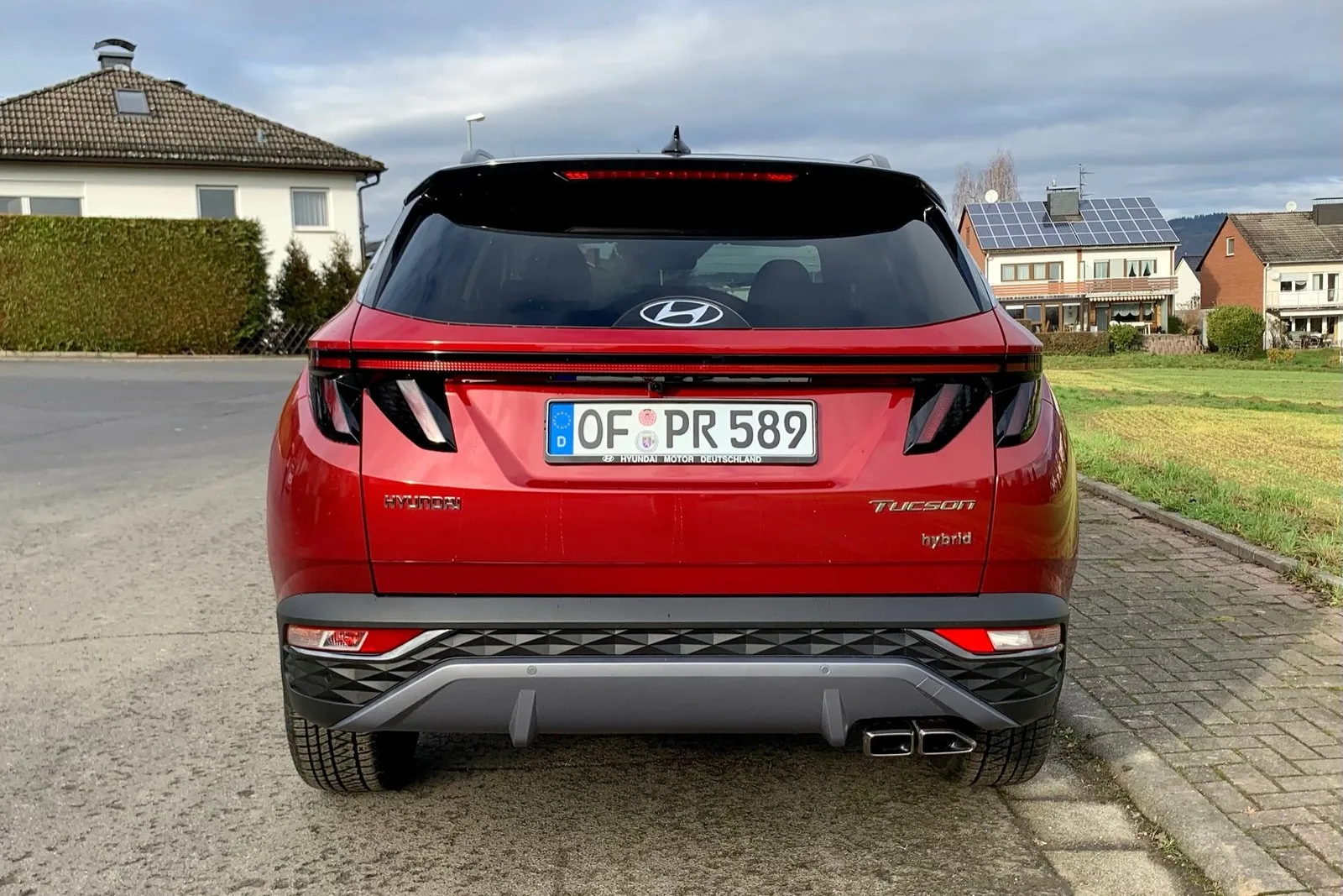 Der Heckscheibenwischer ist gut unter dem Dachspoiler versteckt