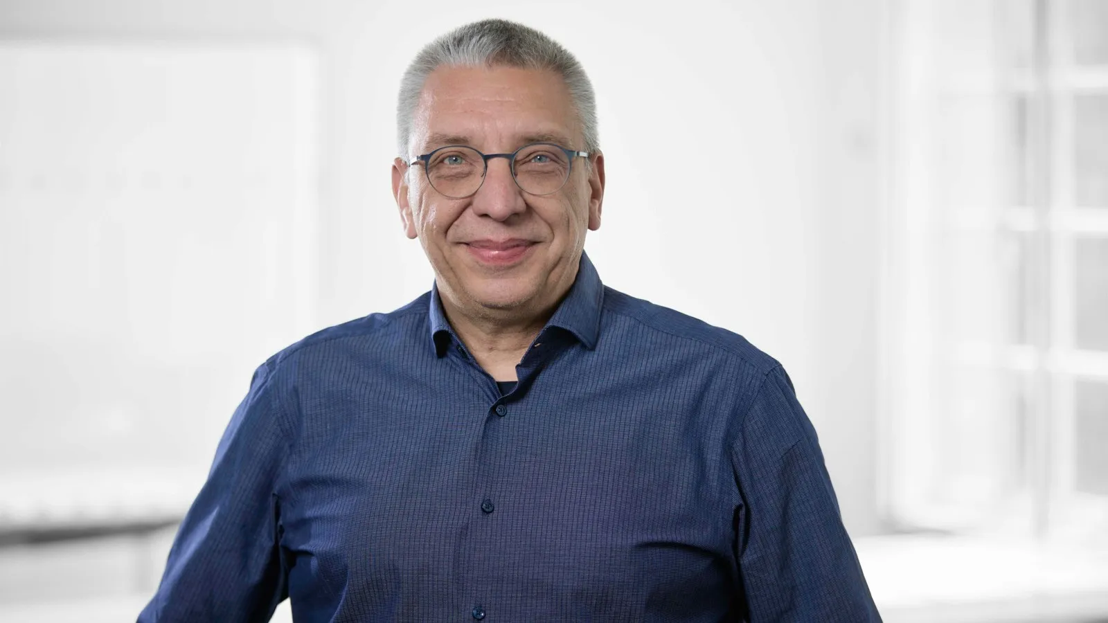 Uwe Münch leitet das Team für Vertrieb und Geschäftsentwicklung bei ChargePoint und bringt beim Panel Talk seine Erfahrung in der Technologie- und Flottenbranche mit ein.