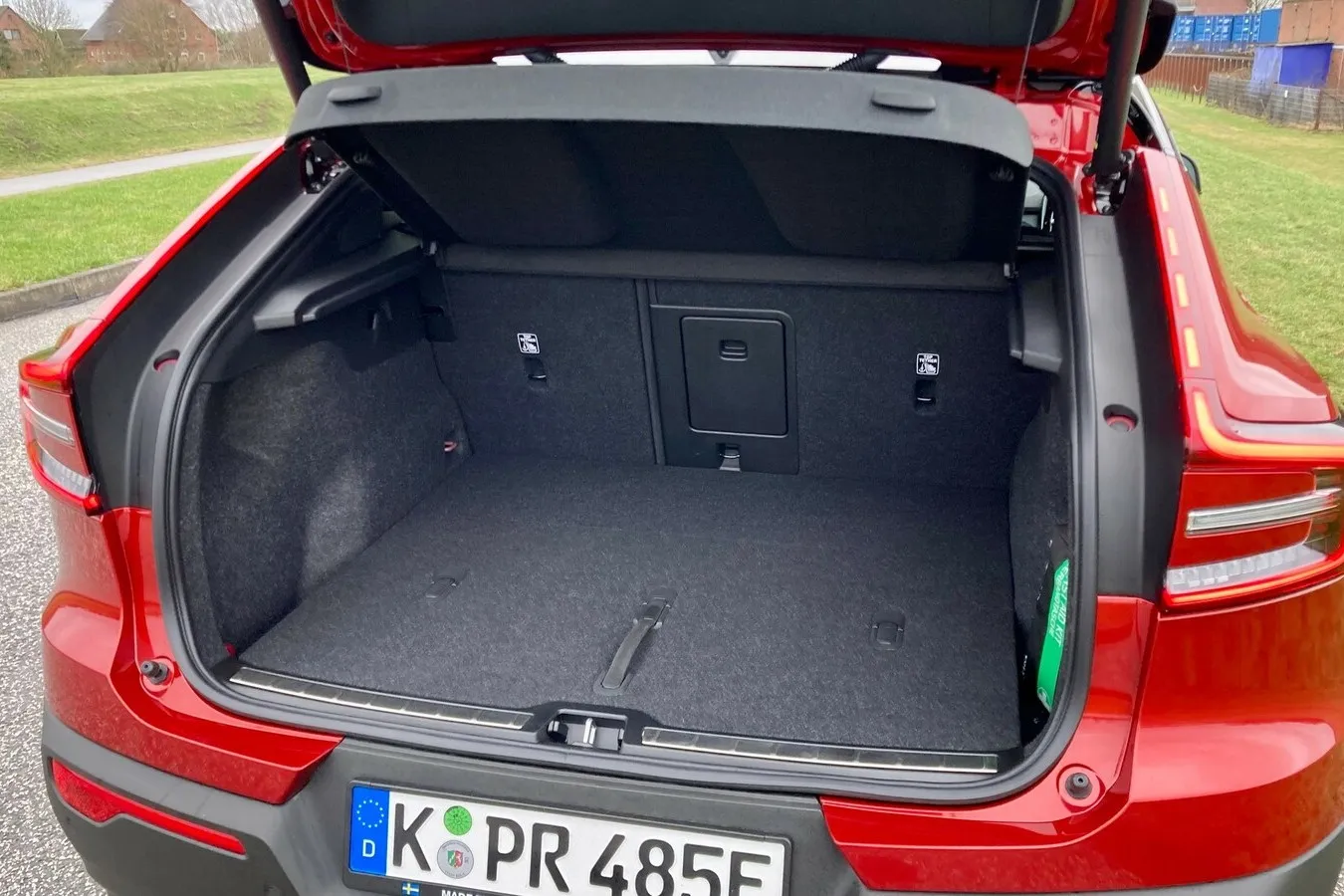 413 bis 1.205 Liter fasst der C40-Kofferraum und ist damit absolut alltagstauglich.