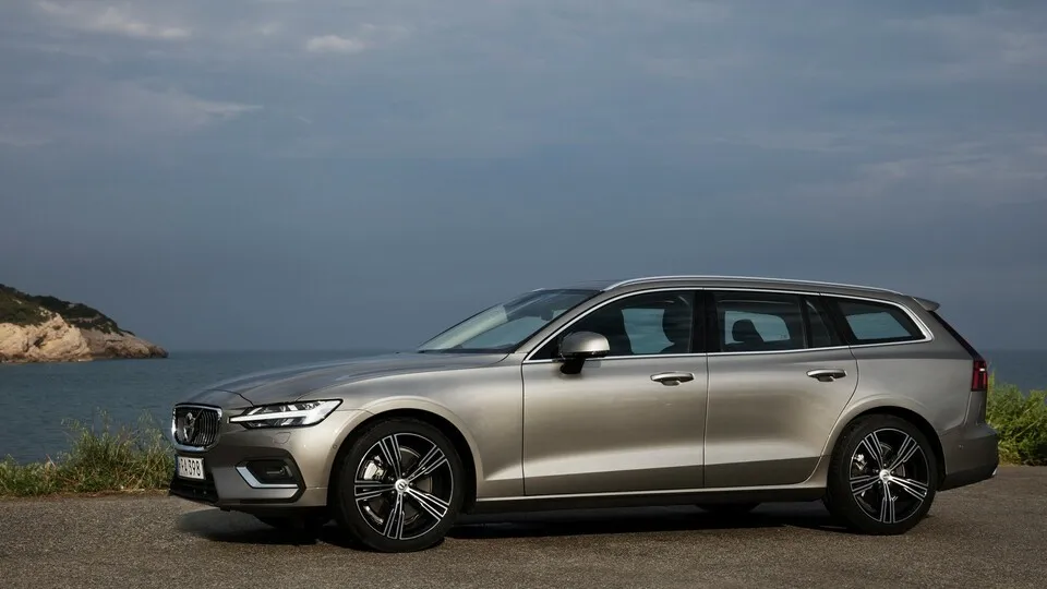Volvo V60: Dynamischer Flotten-Kombi mit viel Platz