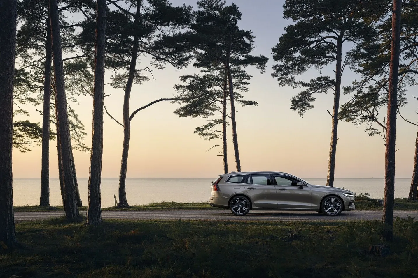 Volvo V60 B4 Diesel: Mit Gesamtwartungskosten von unter 1.800 Euro ist der Schwede der günstigste Premium-Kombi unseres Vergleichs.