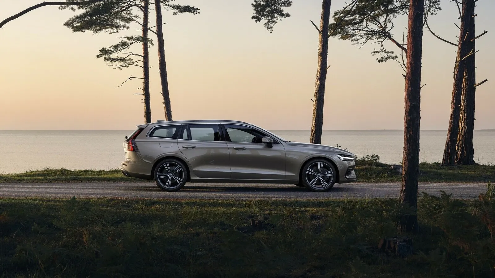 Volvo V60 B4 DCT Core: 64 oder 59 Cent je Kilometer bei 36 oder 48 Monaten Haltedauer.