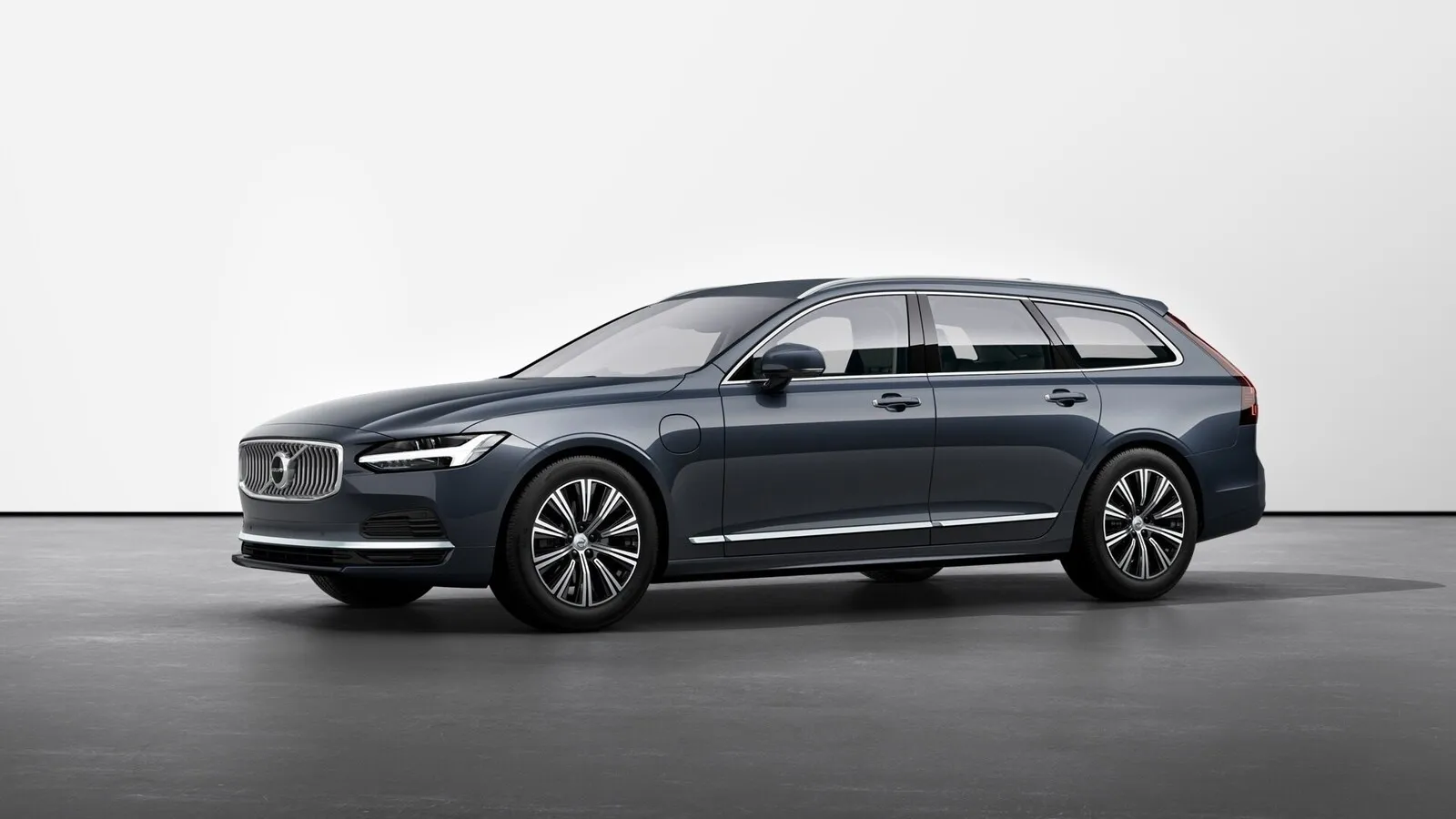 Volvo V90: Der T6 Recharge AWD Inscription ist je Kilometer 20,4 Prozent günstiger als der B6 AWD Inscription.