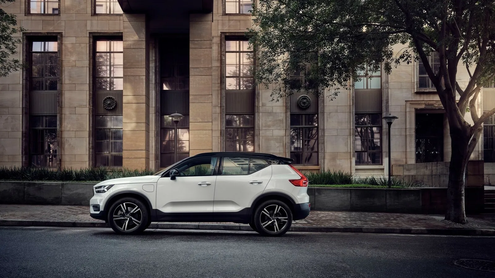Platz 9: Beim Volvo XC40 T5 Recharge beläuft sich der Wartungskostenbetrag in unserem Vergleich auf rund 1.450 Euro.