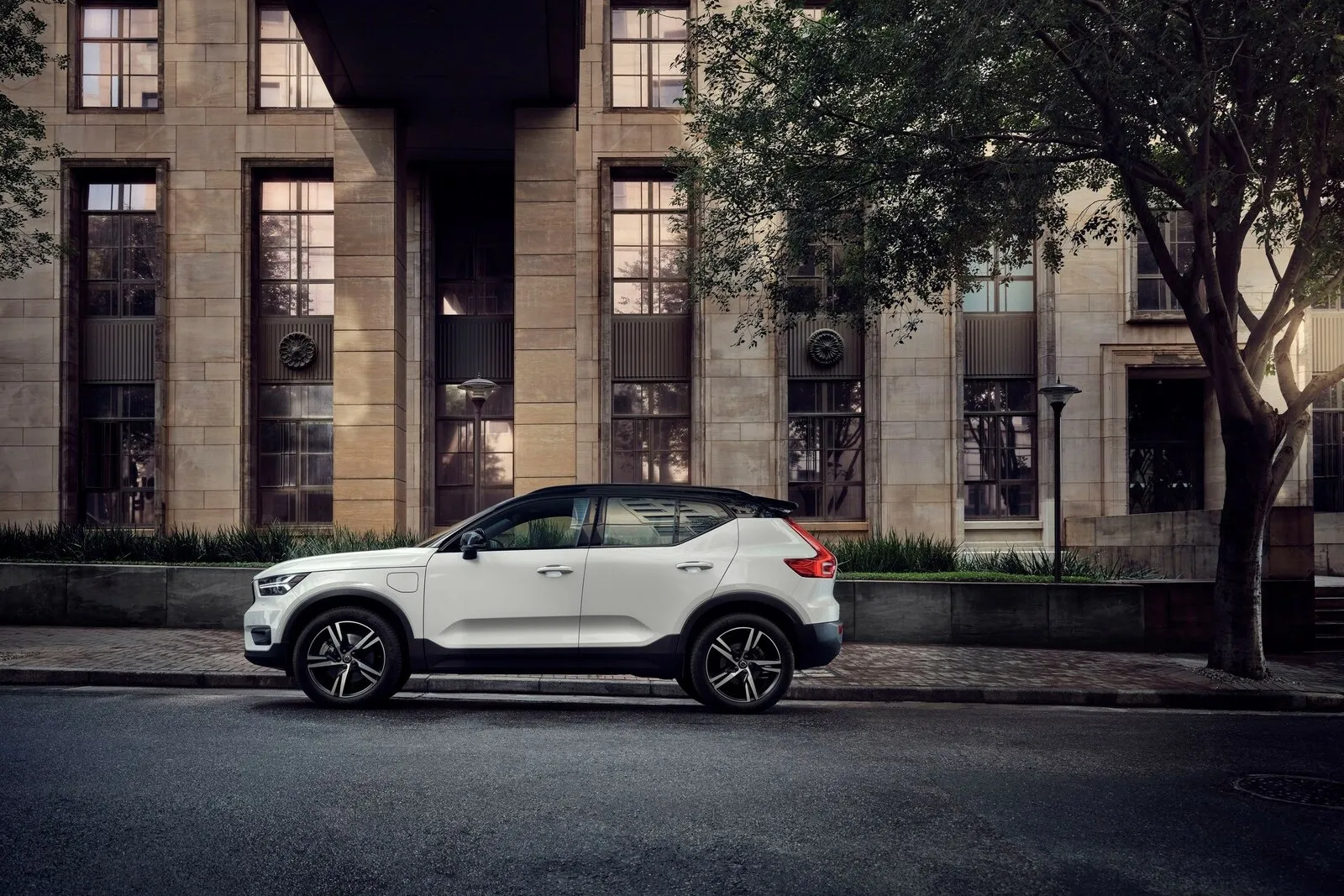 Platz 9: Beim Volvo XC40 T5 Recharge beläuft sich der Wartungskostenbetrag in unserem Vergleich auf rund 1.450 Euro.