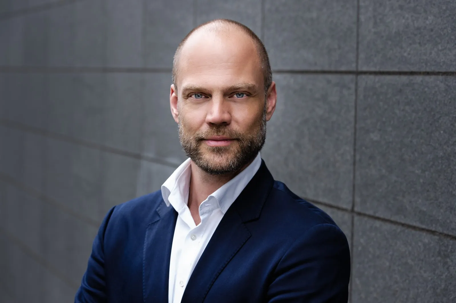 Florian von Klier, Executive Director Global Innovations & Solutions bei Sixt: „Autoabos reduzieren den Aufwand im Fuhrparkmanagement, da Buchung und Verwaltung vollständig online möglich sind.“