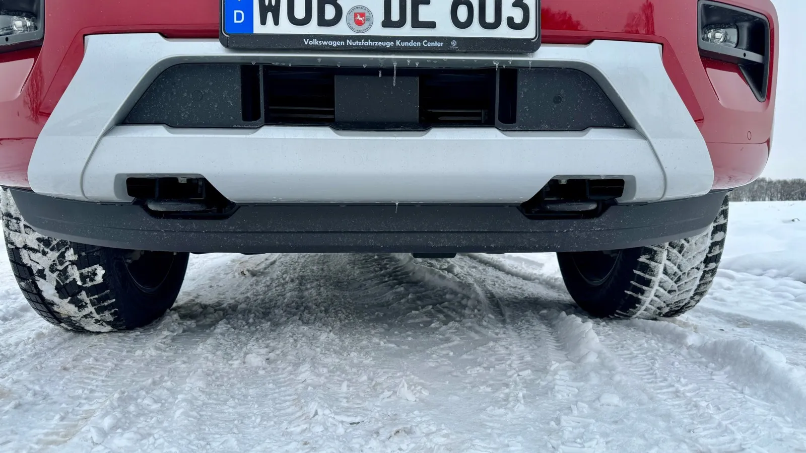 Ebenfalls ausstattungsabhängig verfügt der VW Amarok über eine oder zwei mit dem Leiterrahmen verbundene Bergeösen.