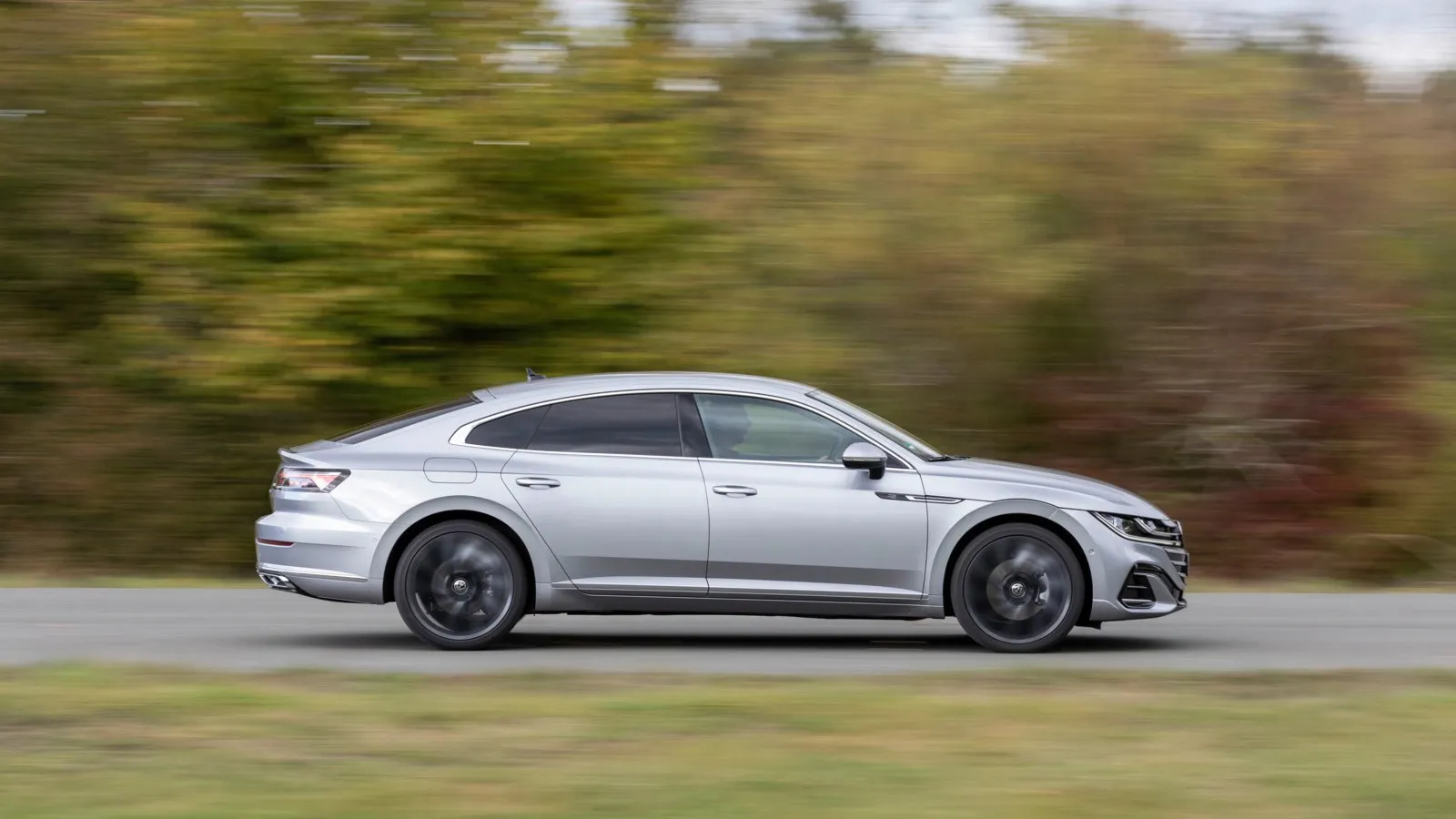 VW Arteon 2.0 TDI SCR 4Motion DSG: Mit Wartungskosten von 4.120 Euro liegt der Wolfsburger mit 200 PS um gute 1.500 Euro über dem Volvo S90.