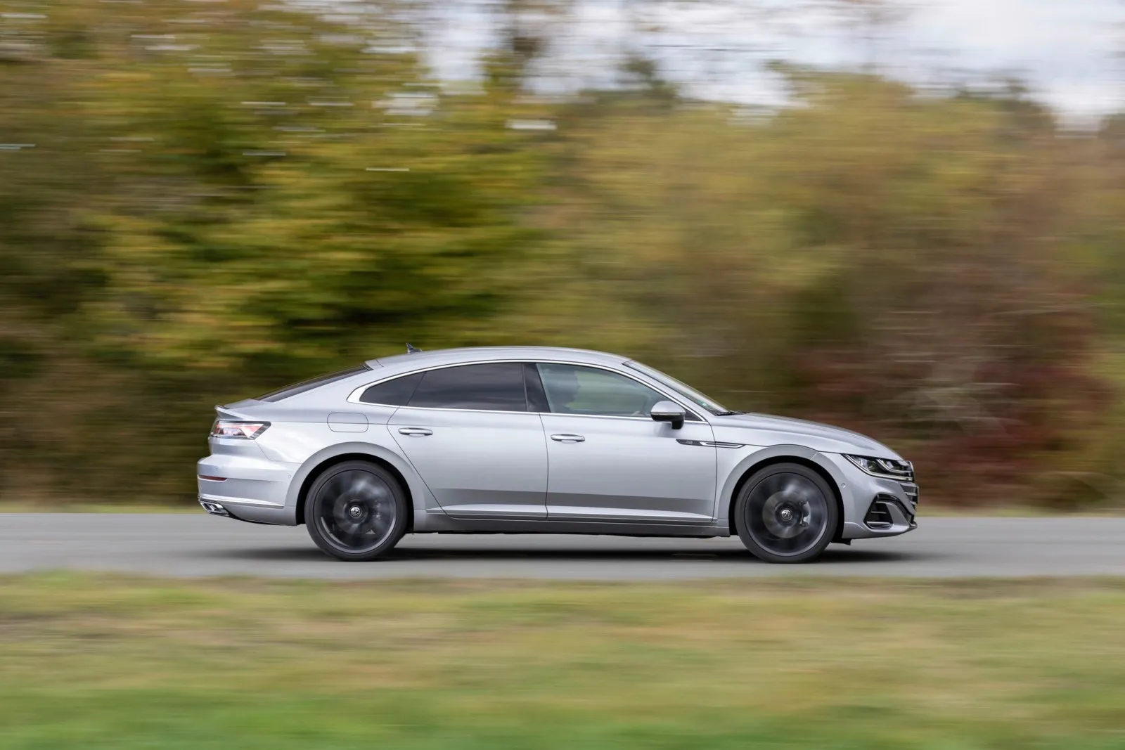 VW Arteon 2.0 TDI SCR 4Motion DSG: Mit Wartungskosten von 4.120 Euro liegt der Wolfsburger mit 200 PS um gute 1.500 Euro über dem Volvo S90.