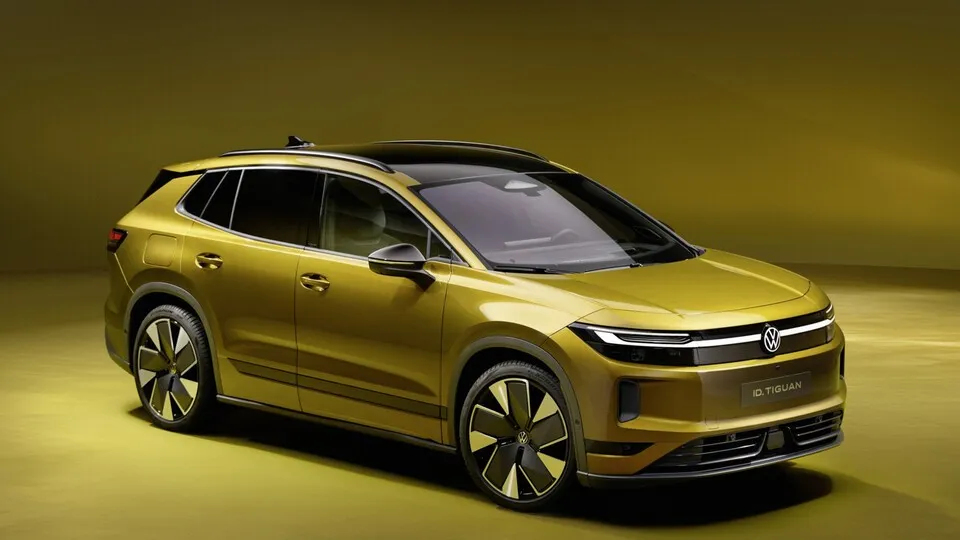 Der neue VW ID Tiguan soll nicht nur mit kurzen Ladezeiten, sondern auch mit bis zu zwei Tonnen Anhängelast überzeugen.
