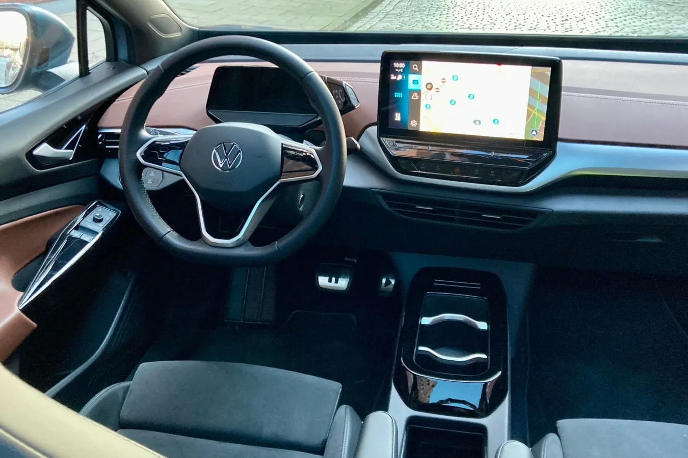 Den 12-Zoll-Monitor gibt´s im ID.4 nur mit einem der beiden Infotainment-Pakete inklusive Navi. Serie sind 10 Zoll.