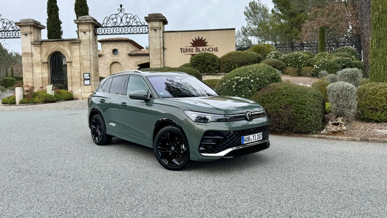 Die VW-Designer haben den Tiguan Nummer drei mit deutlich runderen Linien bedacht als seinen Vorgänger.