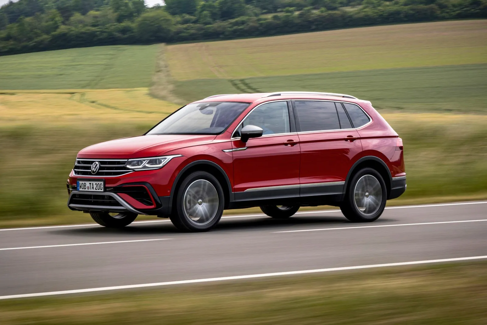 VW Tiguan Allspace 2.0 TDI SCR 4Motion: Für den langen VW Tiguan werden laut unserer Analyse insgesamt 4.326 Euro Gesamtwartungskosten fällig, davon alleine 2.675 Euro für Teile und Flüssigkeiten.