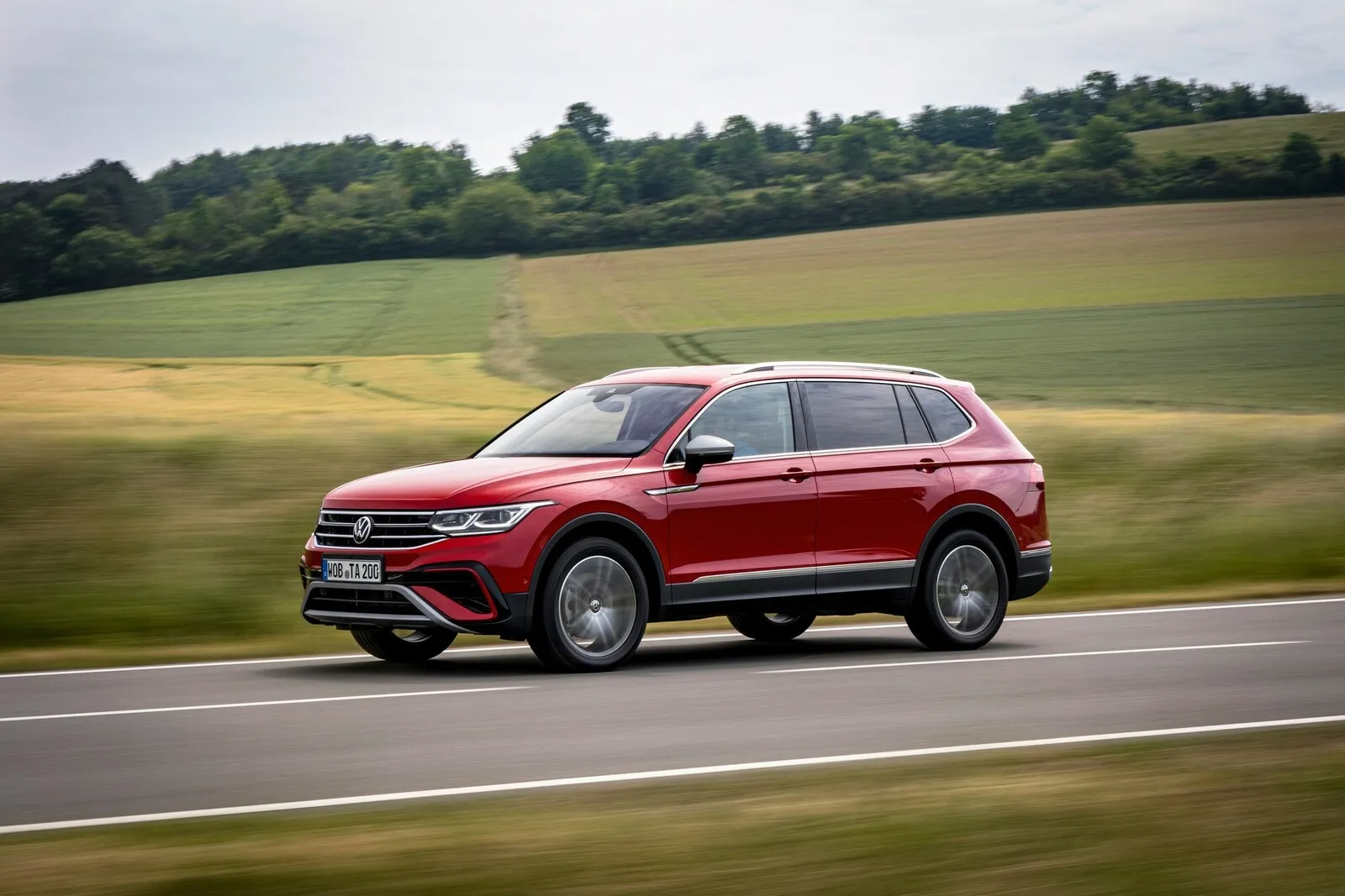 Platz 7 mit 47,2 Prozent Händlereinkaufswert: der VW Tiguan Allspace 2.0 TDI 4Motion Elegance.