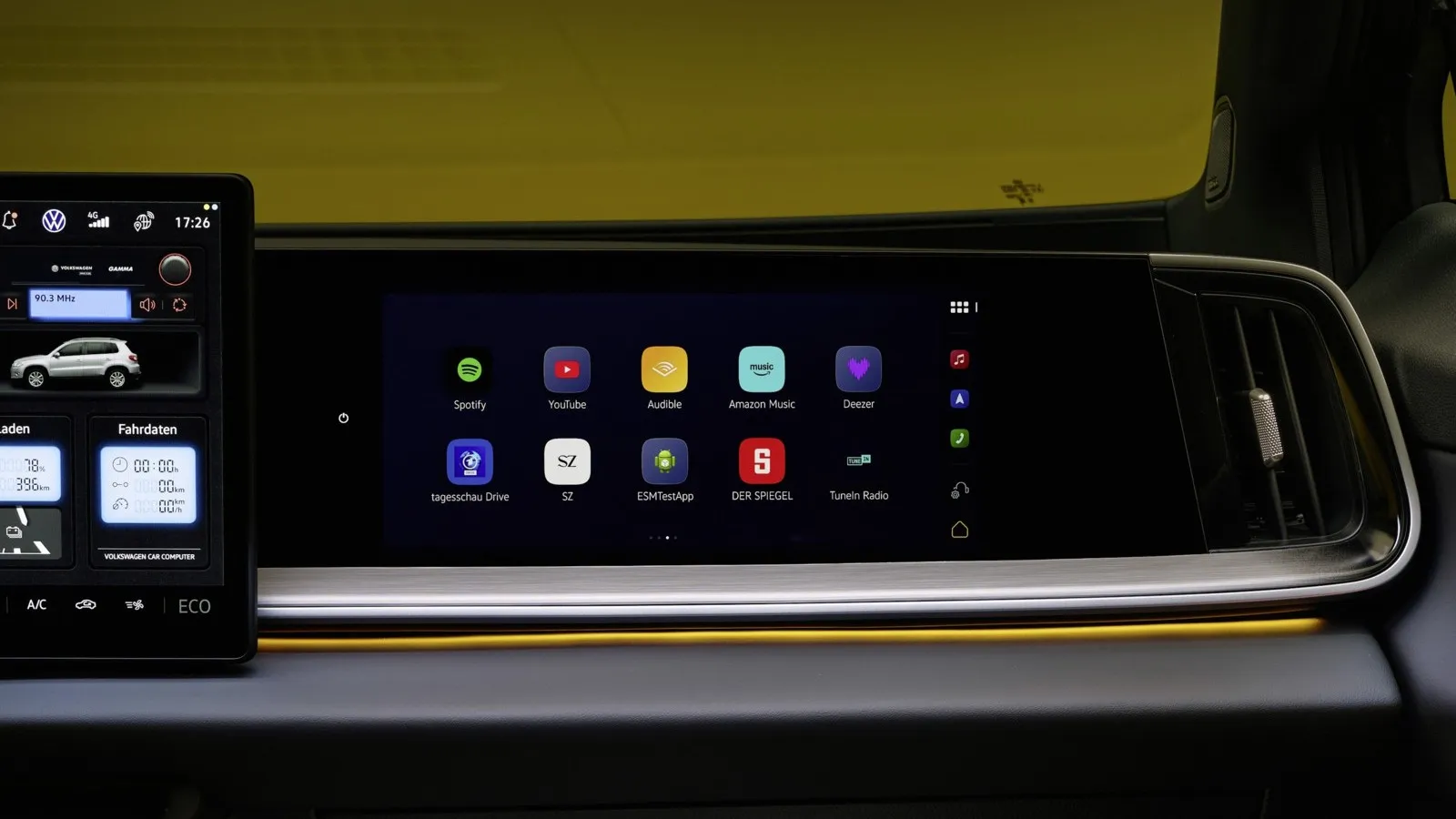 Mit dem ID Tiguan bietet VW zum ersten Mal in Europa ein Beifahrer-Display an.