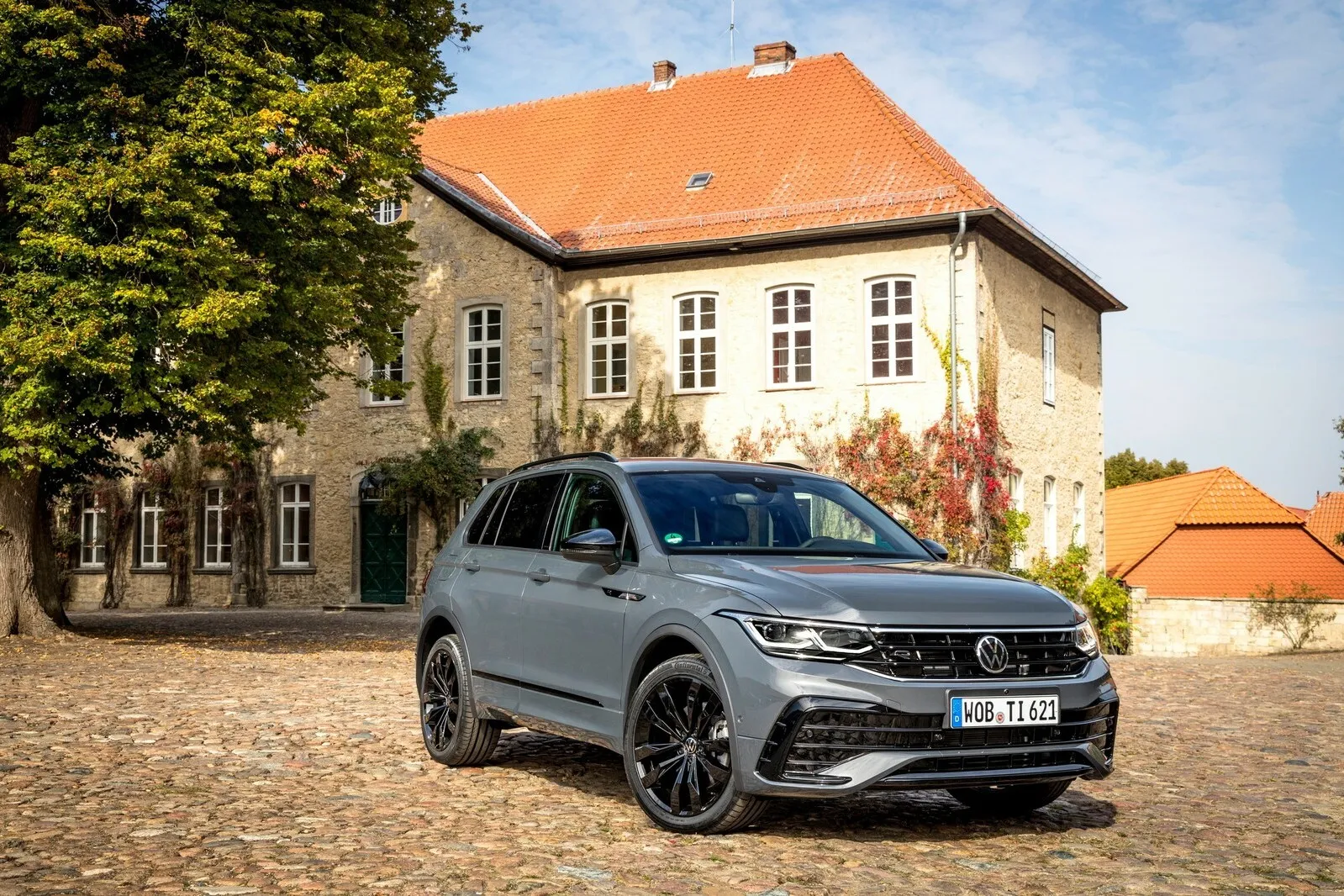 Platz 4 mit 48,4 Prozent Händlereinkaufswert: der VW Tiguan 2.0 TSI 4Motion Life.