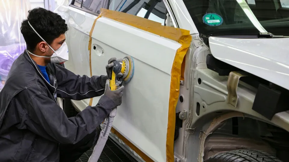 Unter anderem Fahrassistenzsysteme machen Autoreparautren im Zweifel teurer.