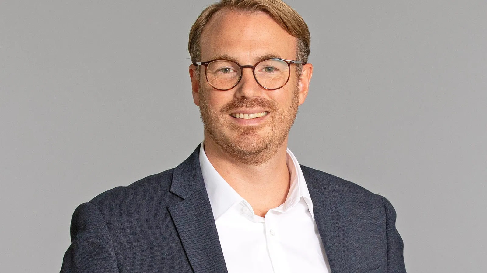 Eric E. Wolf. Manager Rent & Subscription bei Athlon Germany: „Das Autoabo kommt Bedarfen aus Mobilitätslücken nach und dessen Relevanz wird noch größer, da immer mehr Unternehmen weniger langfristige Verpflichtungen eingehen wollen.“